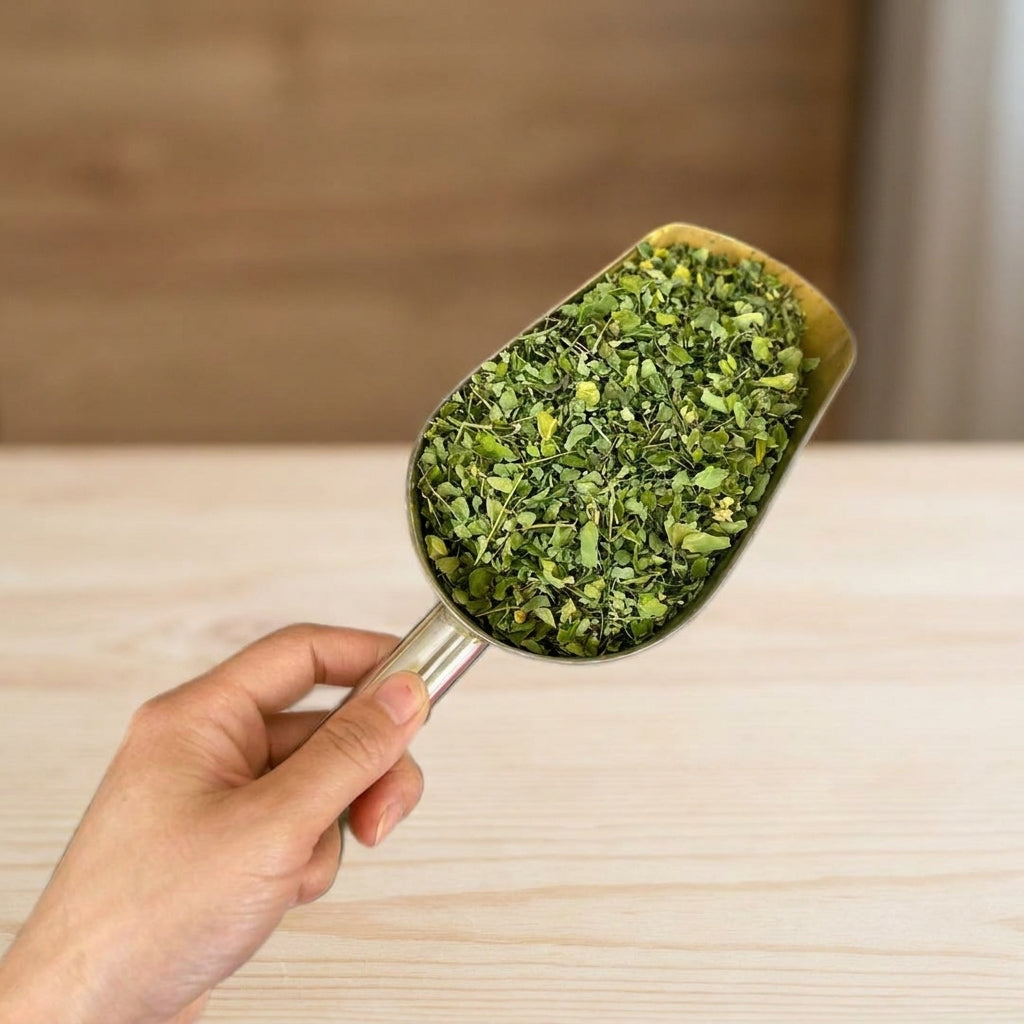 Dried moringa leaves for herbal tea, loose leaf infusion, natural caffeine-free drink 1kg